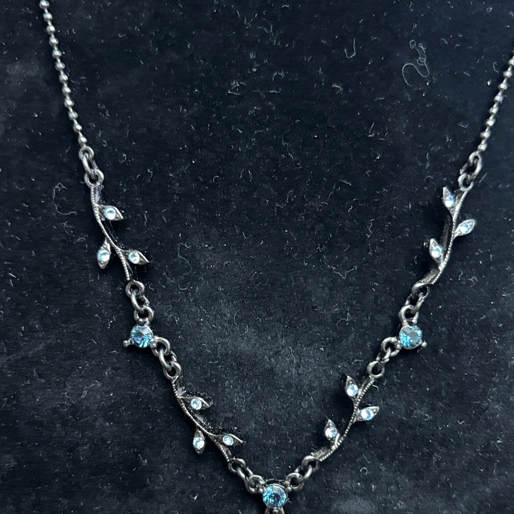 1928 Silver Necklace with Blue Accents - Picture 4 of 5